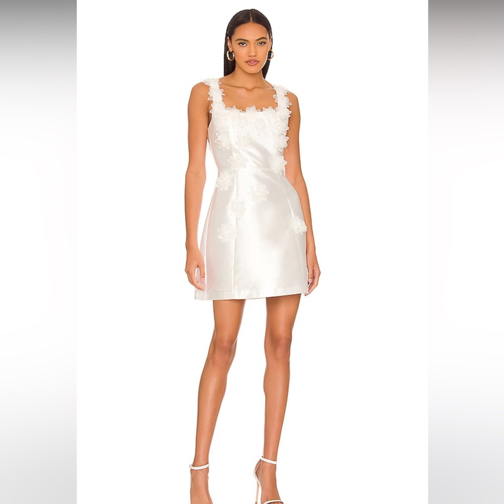 Elliatt Elder Dress in White